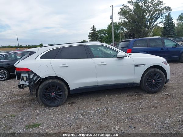 2018 JAGUAR F-PACE PRESTIGE — I13