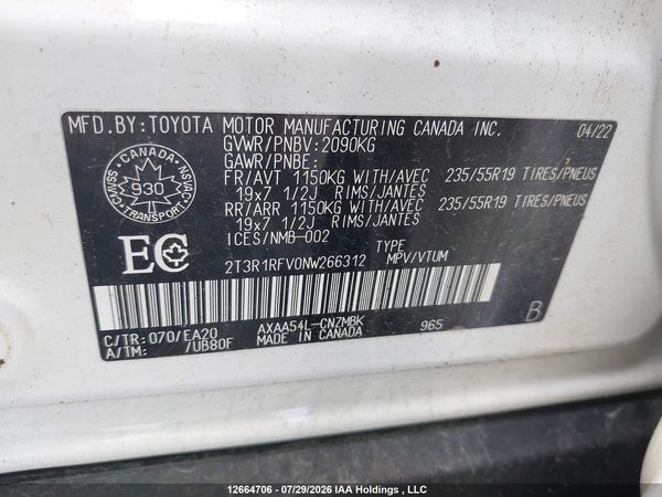 2022 TOYOTA RAV4 XLE