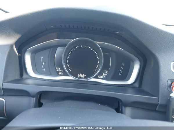 2016 VOLVO V60