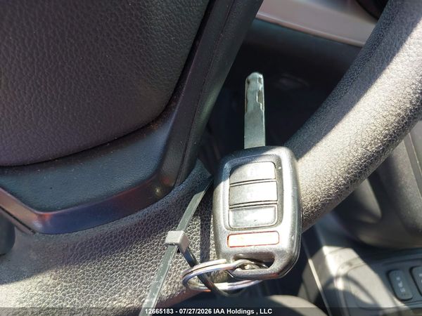 2016 HONDA CR-V LX — I11