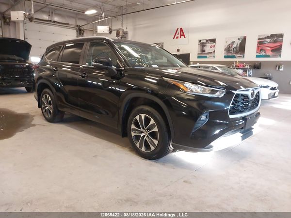 2025 TOYOTA HIGHLANDER xle