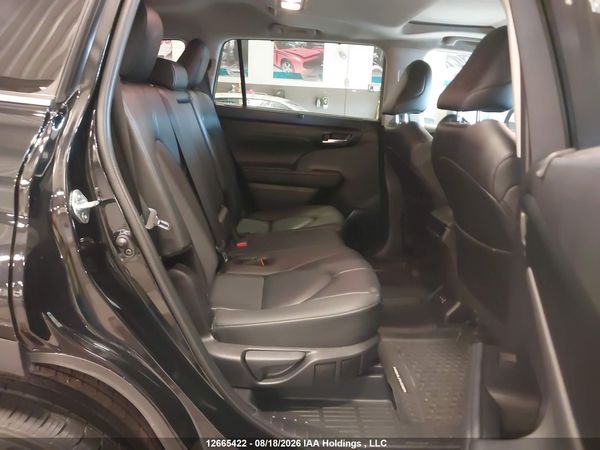 2025 TOYOTA HIGHLANDER xle