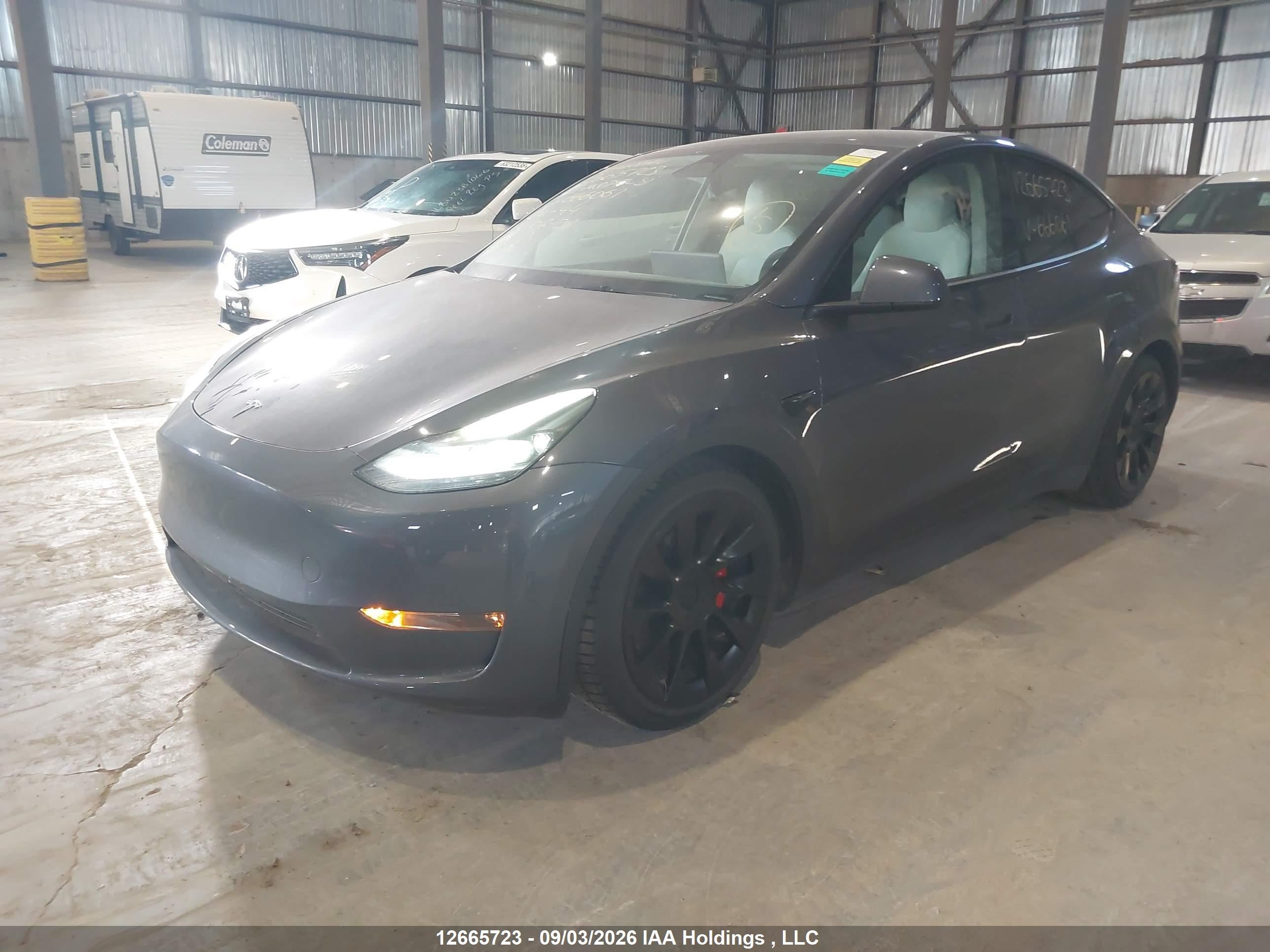 2023 TESLA MODEL Y — I2