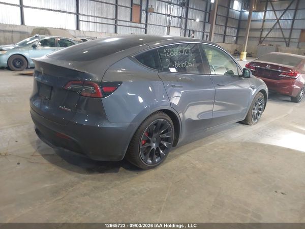 2023 TESLA MODEL Y — I4
