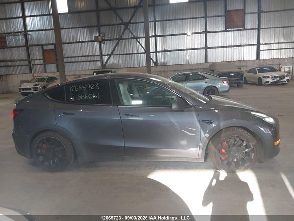 2023 TESLA MODEL Y — I14