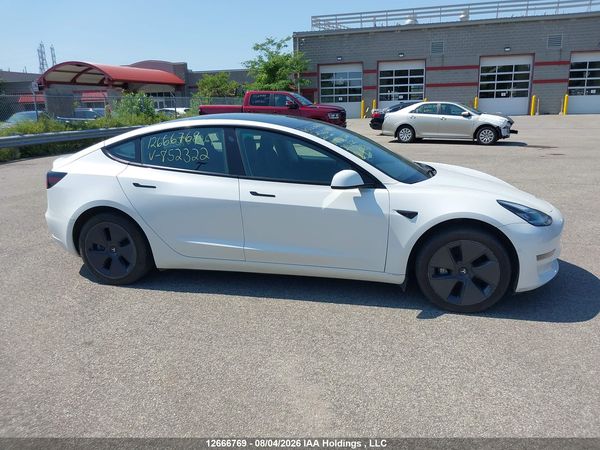 2021 TESLA MODEL 3