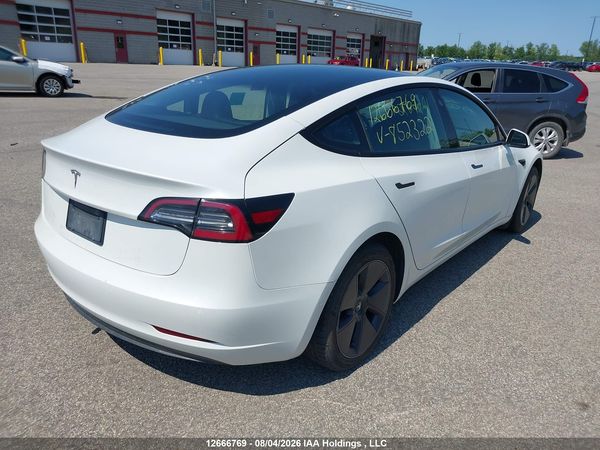 2021 TESLA MODEL 3