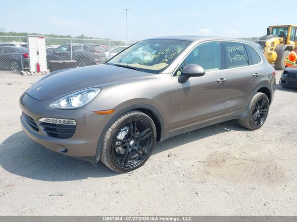2014 PORSCHE CAYENNE S