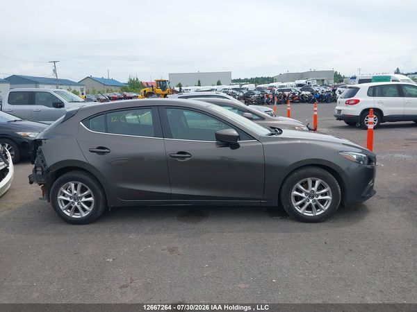 2016 MAZDA MAZDA3 GS