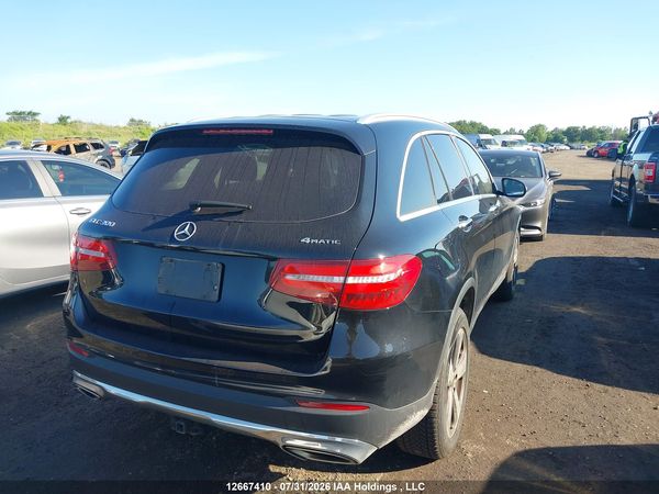 2018 MERCEDES-BENZ GLC 300 4MATIC — I4