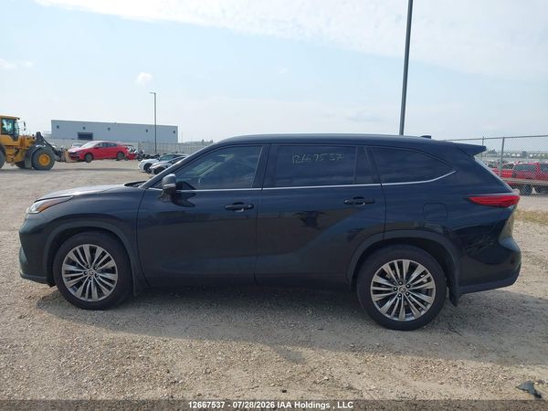 2021 TOYOTA HIGHLANDER PLATINUM