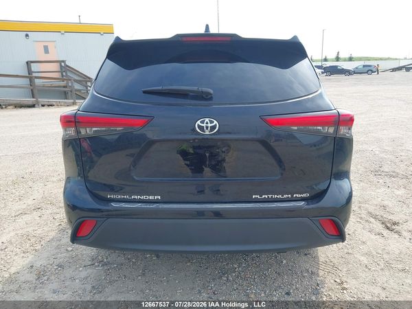 2021 TOYOTA HIGHLANDER PLATINUM