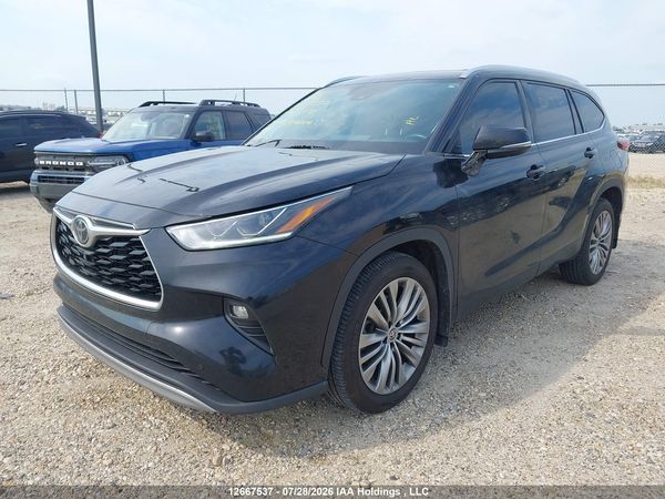 2021 TOYOTA HIGHLANDER PLATINUM