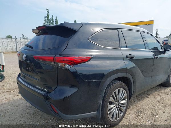 2021 TOYOTA HIGHLANDER PLATINUM