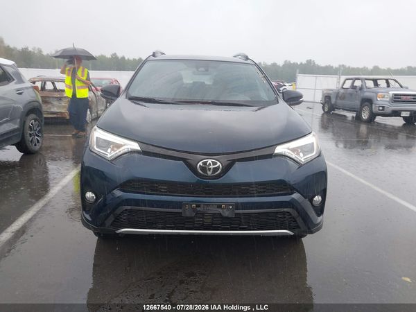 2017 TOYOTA RAV4 SE