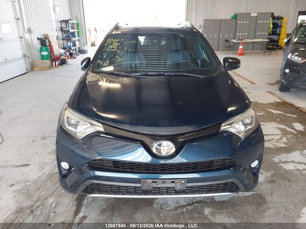 2017 TOYOTA RAV4 SE
