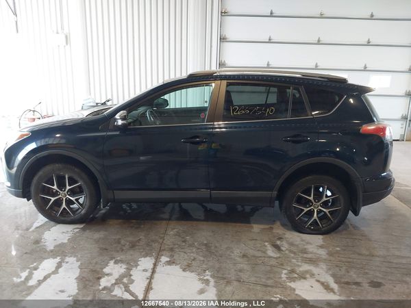 2017 TOYOTA RAV4 SE
