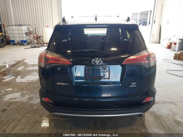 2017 TOYOTA RAV4 SE