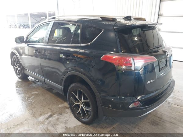 2017 TOYOTA RAV4 SE