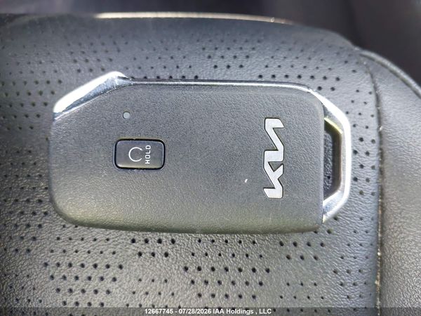 2022 KIA SELTOS S