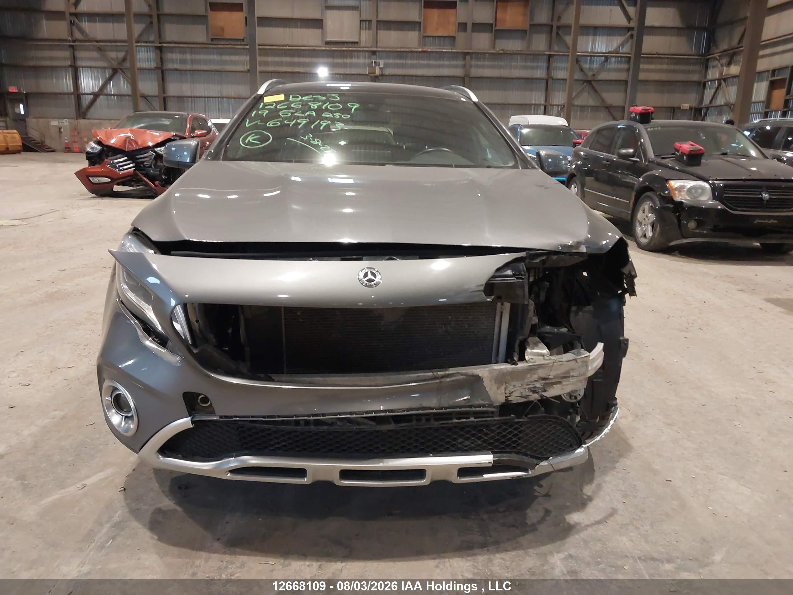 2019 MERCEDES-BENZ GLA 250 4MATIC