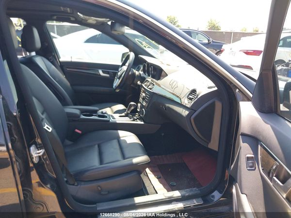 2013 MERCEDES-BENZ C 300