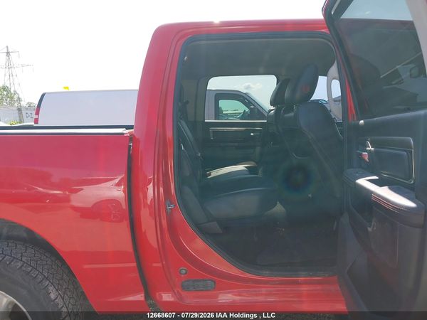 2016 RAM 1500 SPORT
