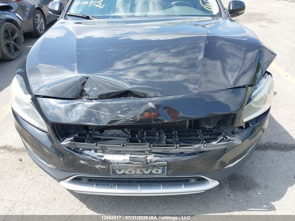 2016 VOLVO S60