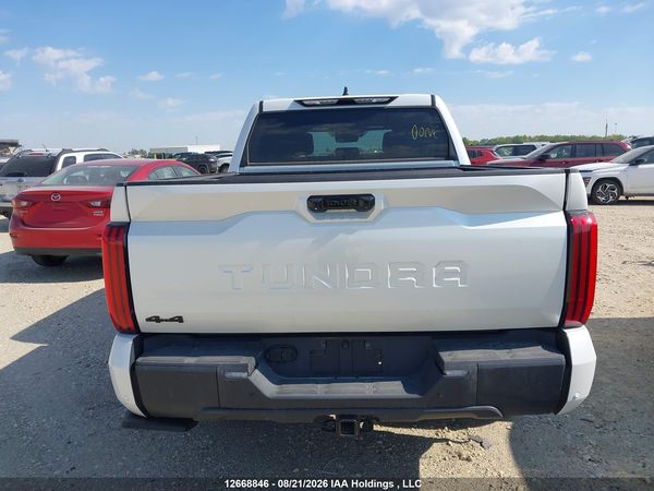 2026 TOYOTA TUNDRA CREWMAX LIMITED — I17