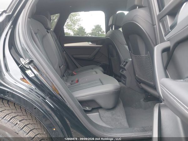 2024 AUDI Q5 S Line quattro Prestige