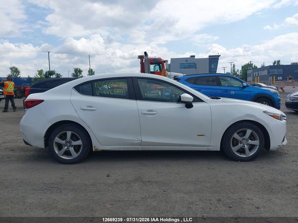 2018 MAZDA 3 Touring