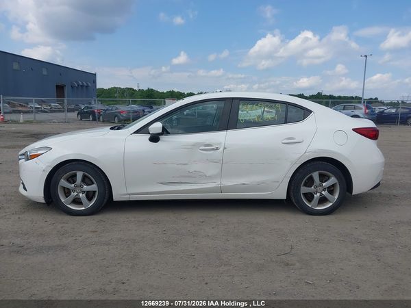 2018 MAZDA 3 Touring