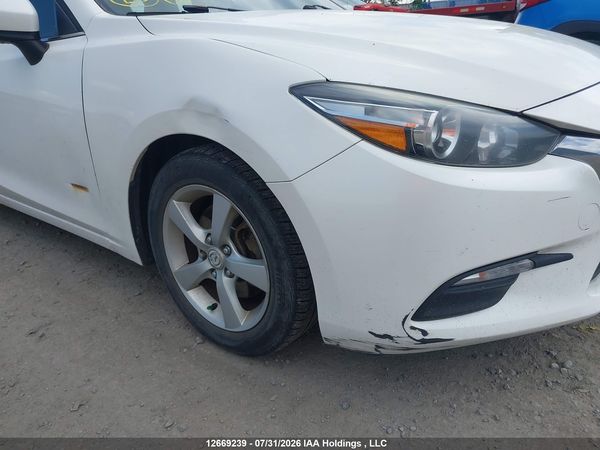 2018 MAZDA 3 Touring
