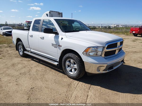 2019 RAM 1500 CLASSIC SLT