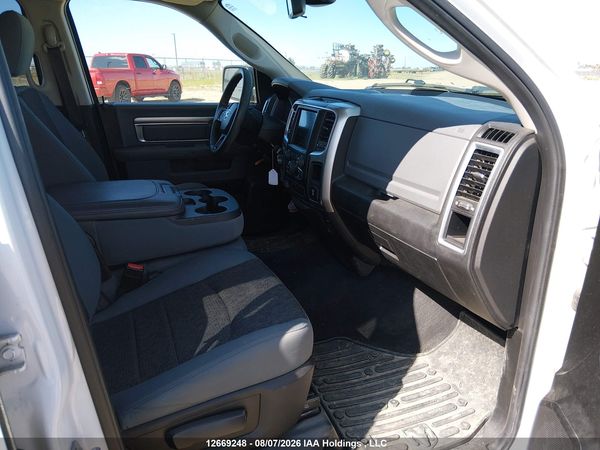2019 RAM 1500 CLASSIC SLT