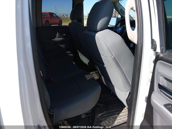 2019 RAM 1500 CLASSIC SLT