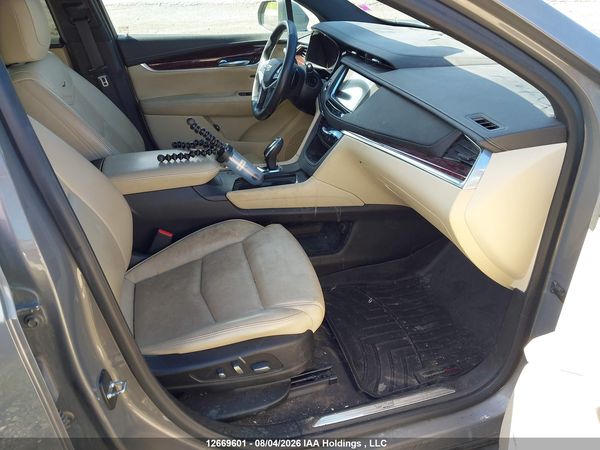 2017 CADILLAC XT5 PREMIUM LUXURY