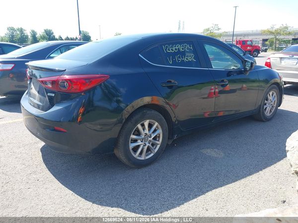 2017 MAZDA MAZDA3 SE