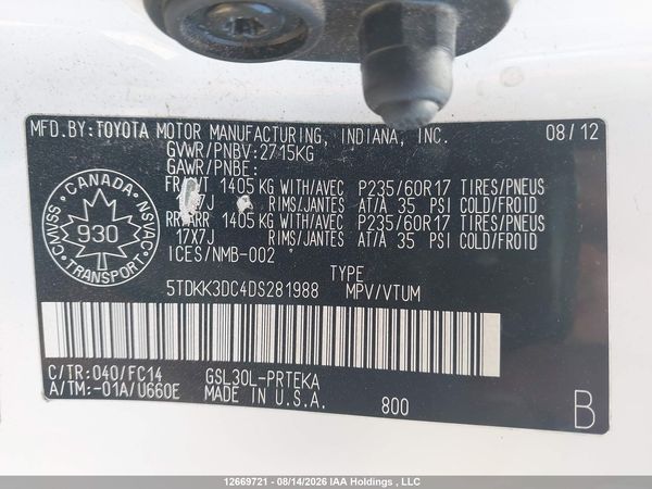 2013 TOYOTA SIENNA LE