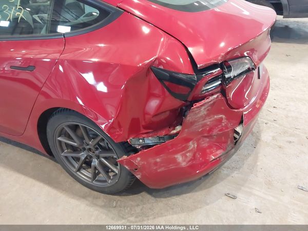 2021 TESLA MODEL 3
