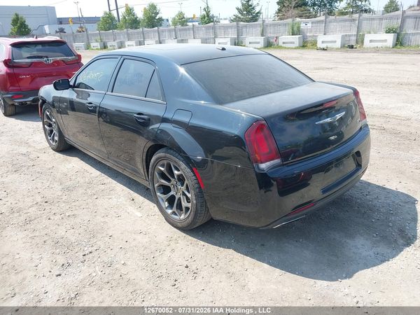 2016 CHRYSLER 300 300S — I3
