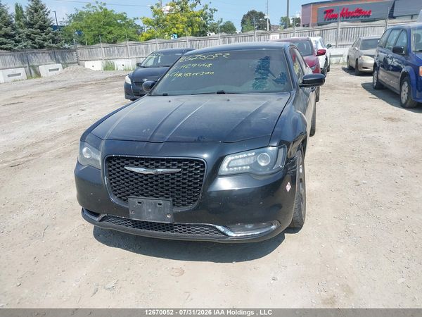 2016 CHRYSLER 300 300S — I12