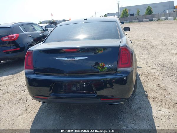 2016 CHRYSLER 300 300S — I16