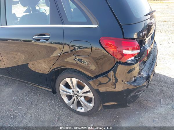2019 MERCEDES-BENZ B250 4MATIC