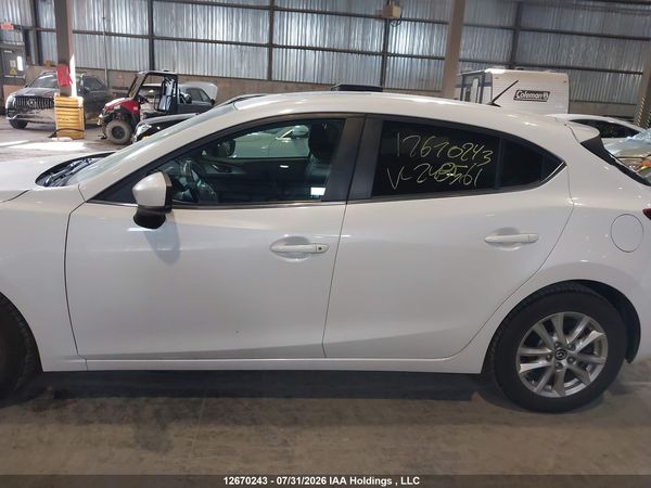 2018 MAZDA 3 TOURING