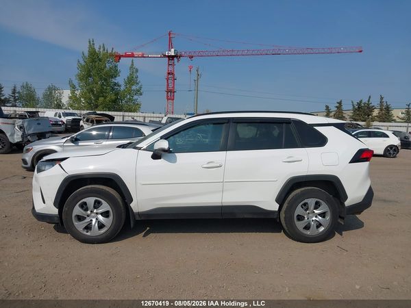 2020 TOYOTA RAV4 LE