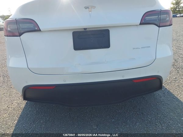 2022 TESLA MODEL Y