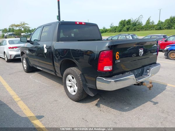 2022 RAM 1500 CLASSIC SLT