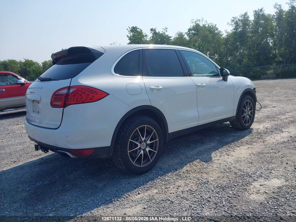 2014 PORSCHE CAYENNE PLATINUM EDITION