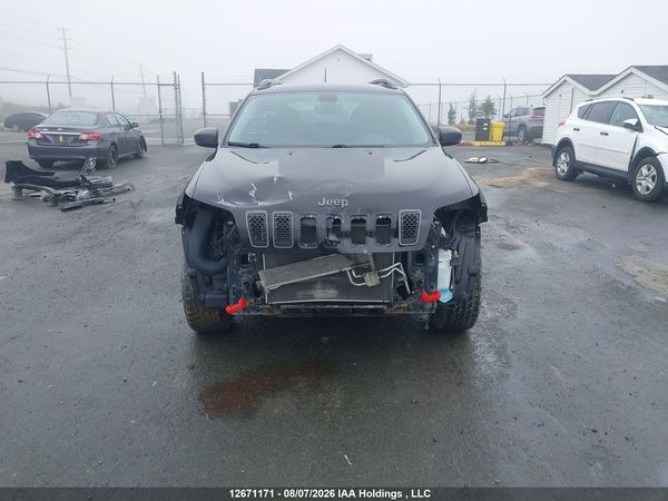 2021 JEEP CHEROKEE TRAILHAWK — I13